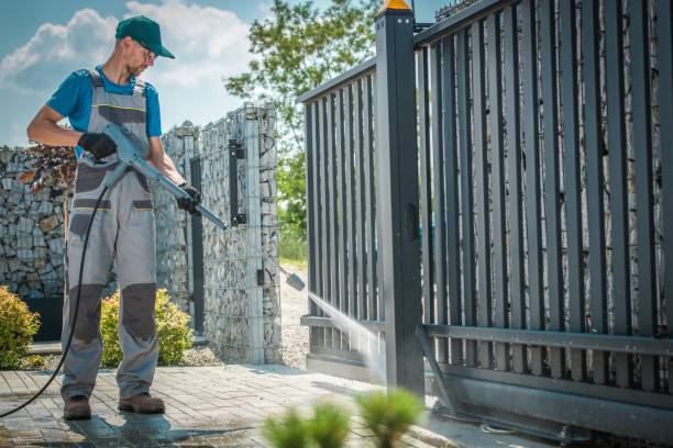 Best Animal Enclosure Cleaning  in University City, MO