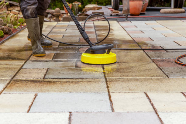 Best Pool Deck Cleaning  in University City, MO